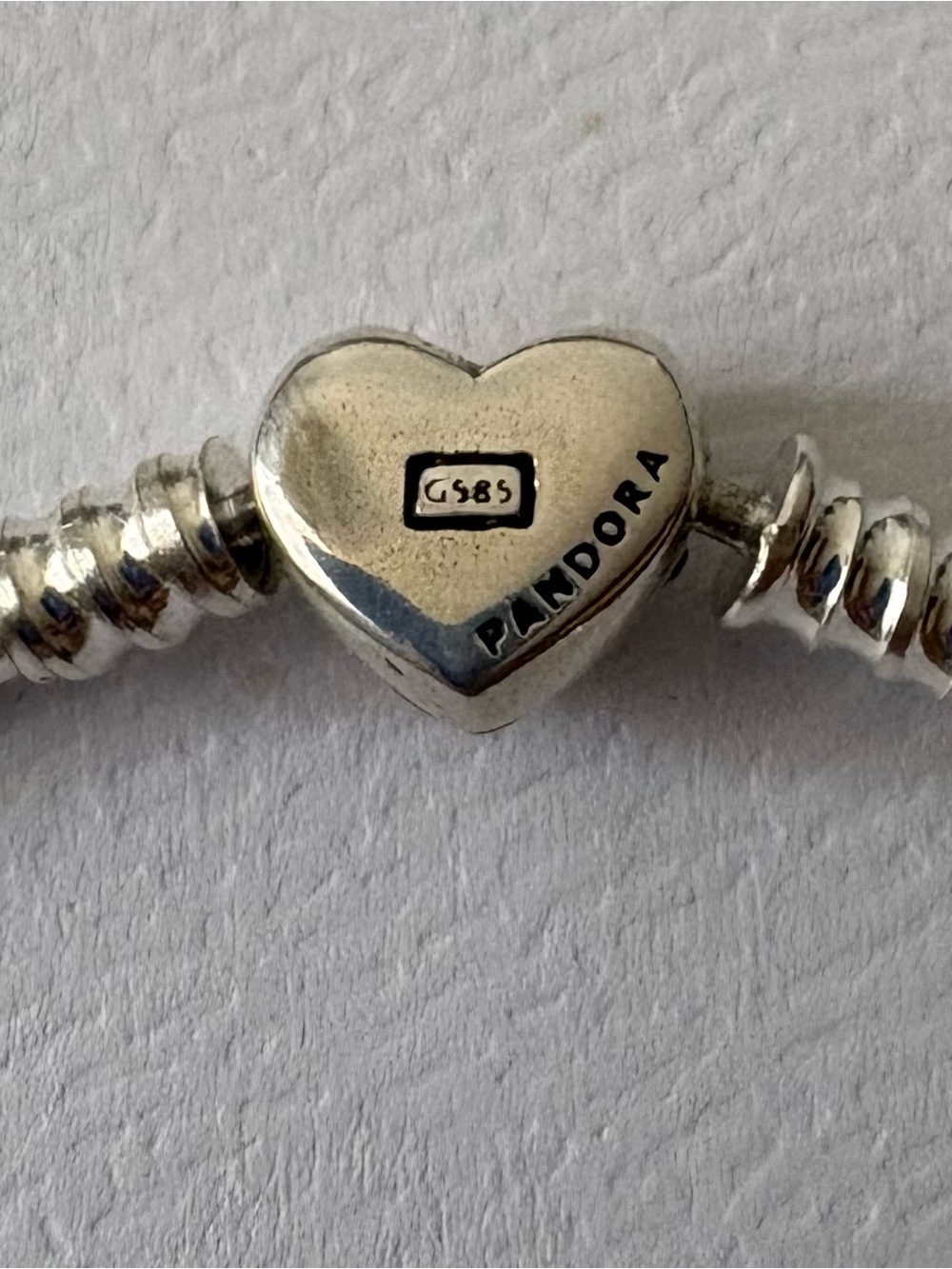14k 585 Pandora Sterling Silver Snake Bracelet with Gold Heart Clasp - Two-Tone - Picture 3 of 5